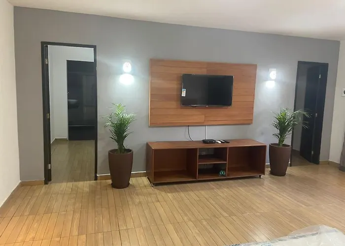 Linda Casa Com Jacuzzi No Coracao De Ponta Negra