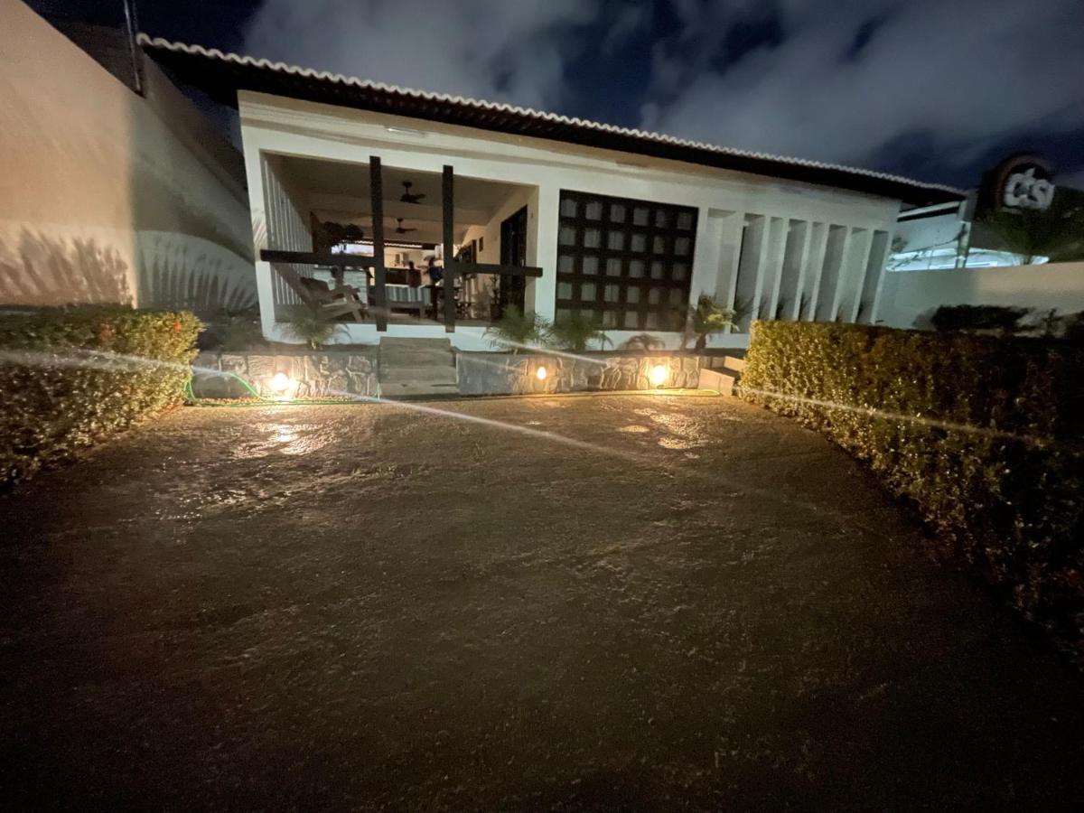 Linda Casa Com Jacuzzi No Coracao De Ponta Negra *