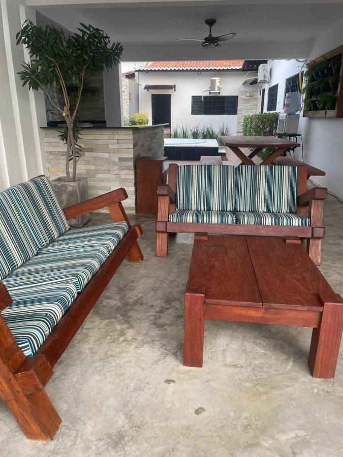 Linda Casa Com Jacuzzi No Coracao De Ponta Negra